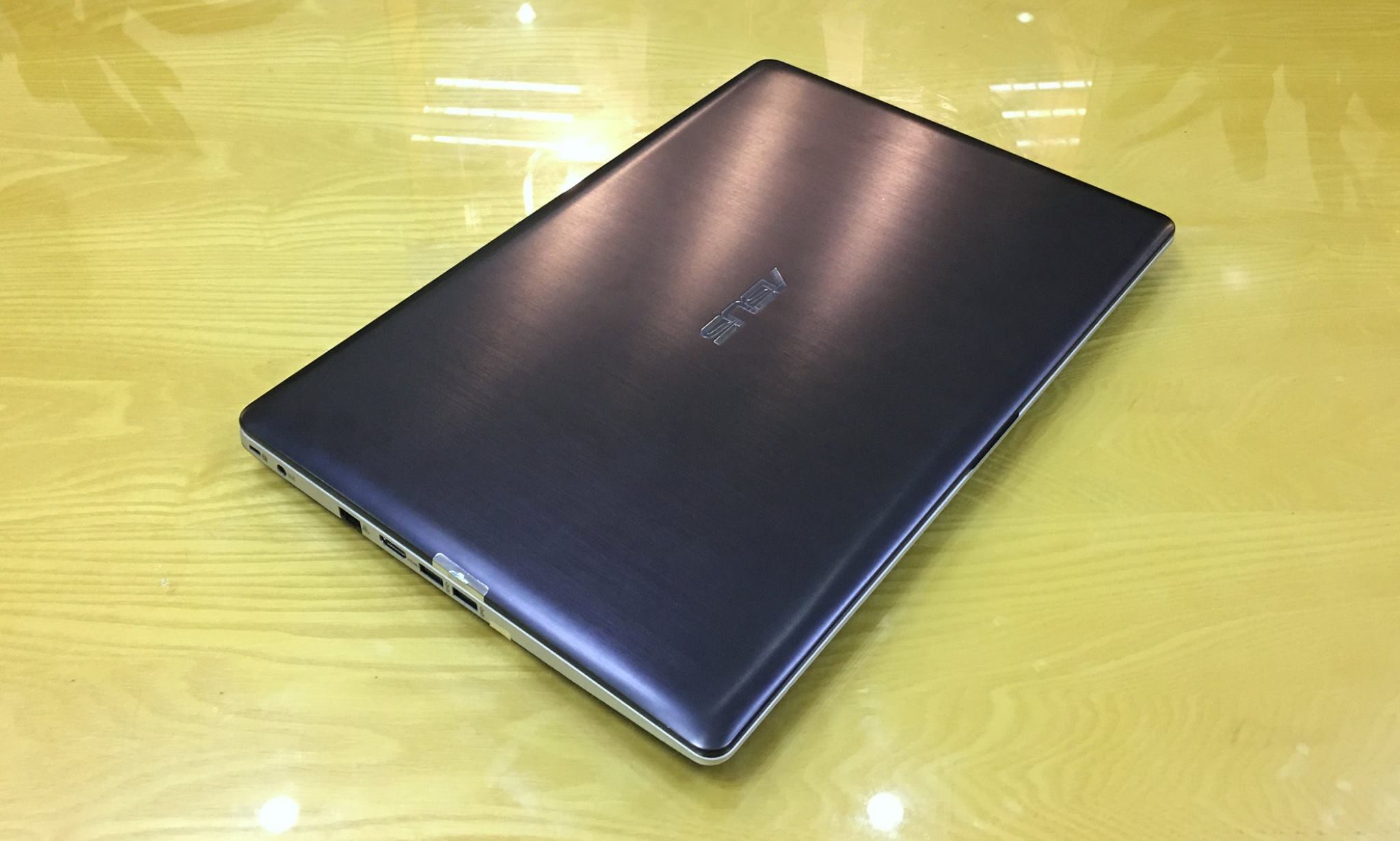Laptop Asus S551LN=8.jpg